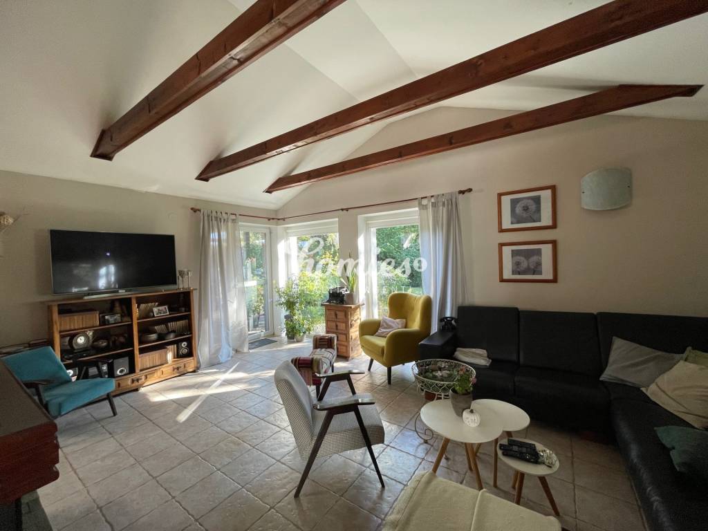 PREDAJ krásny 6 izb. rod. dom prepojený s prírodou