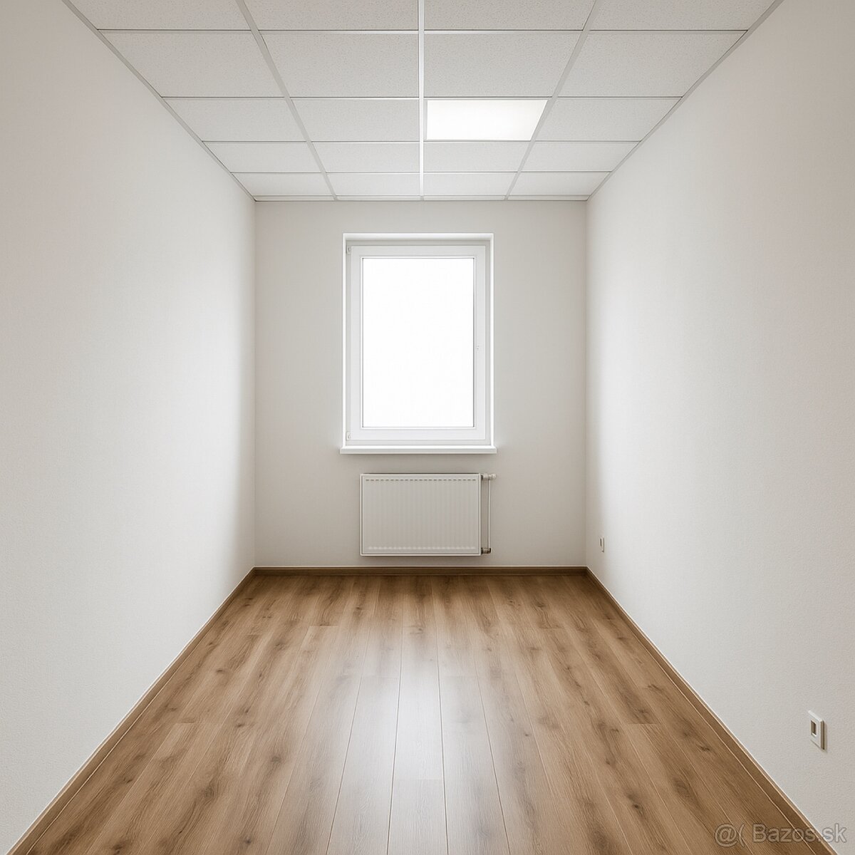 Hľadám menší priestor v Komárne