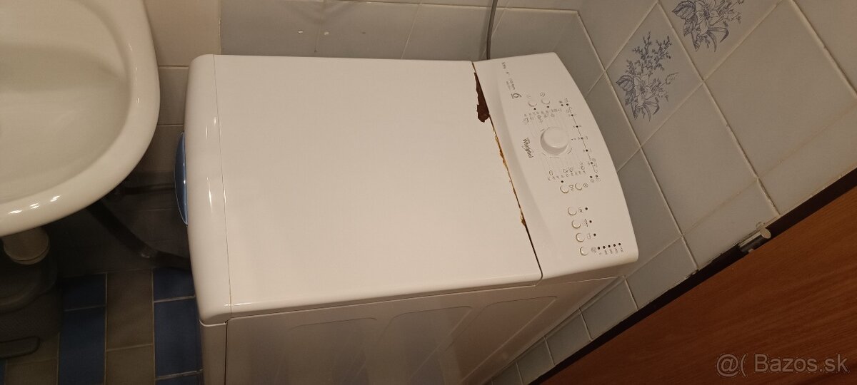 Automatická práčka whirlpool