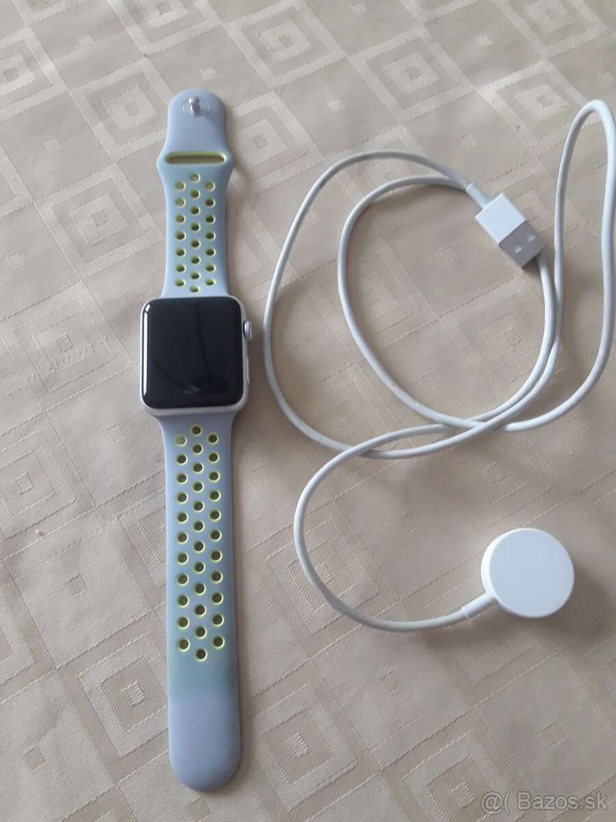 Apple watch séria 2   42mm