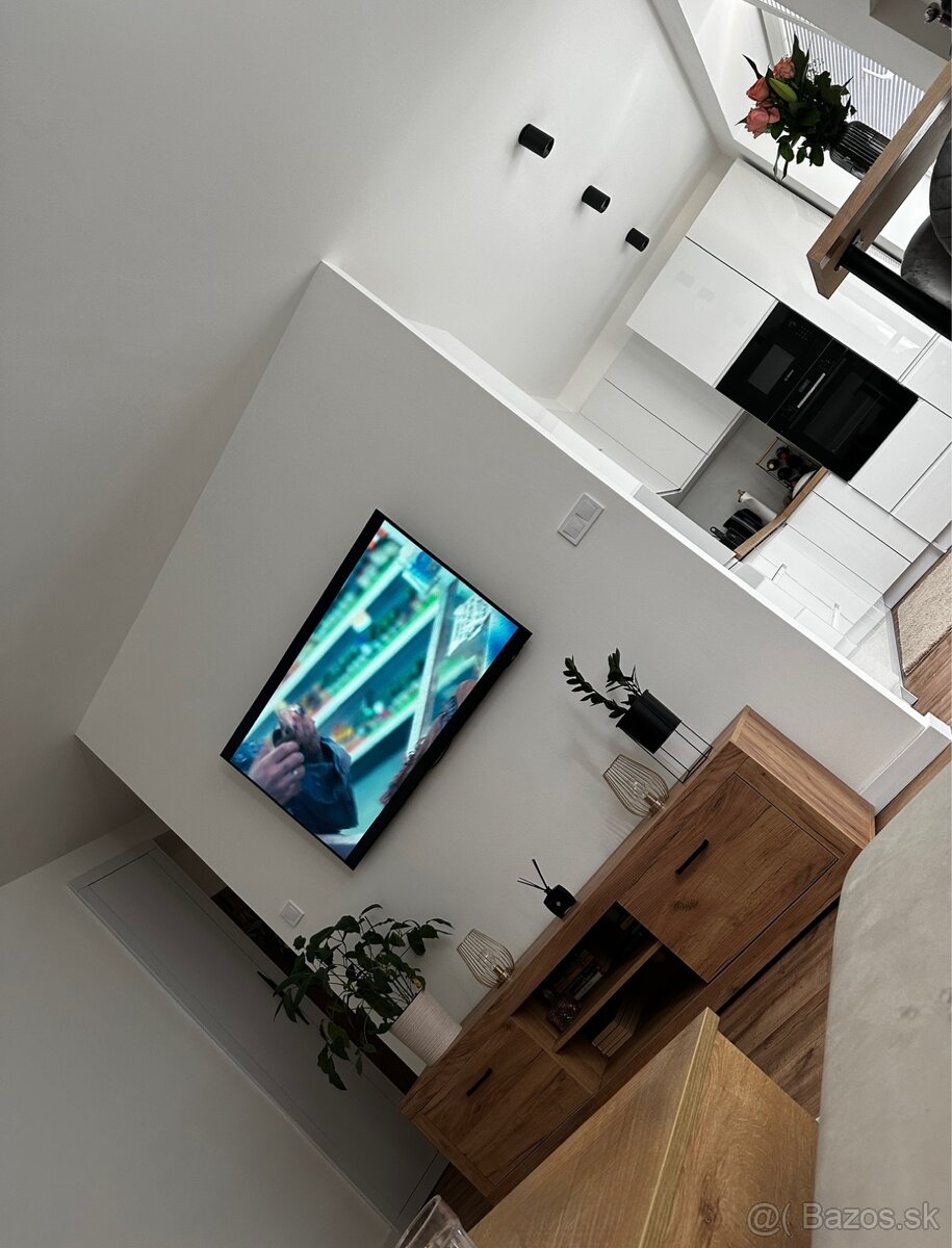 Prenájom 2 izbového bytu priamo na námestí v centre mesta