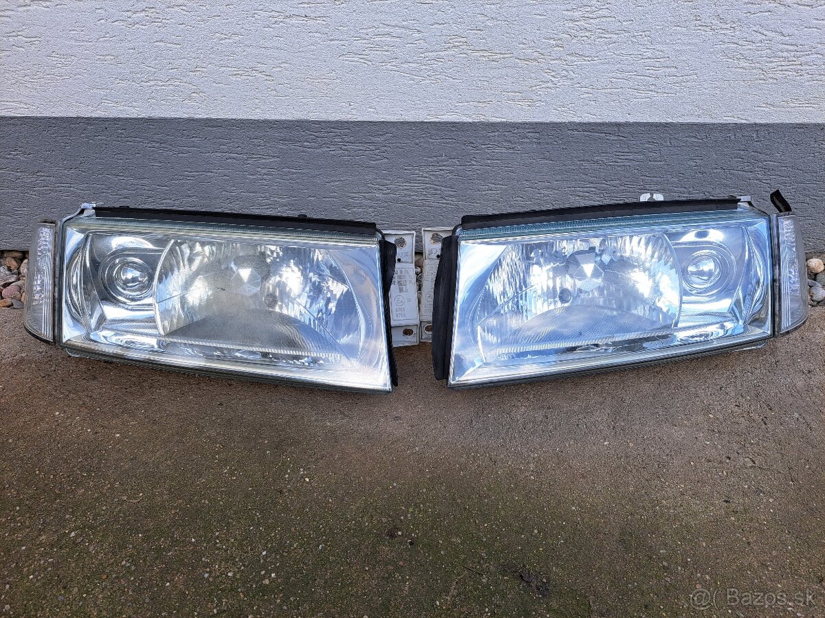 Svetla Škoda Octavia 1