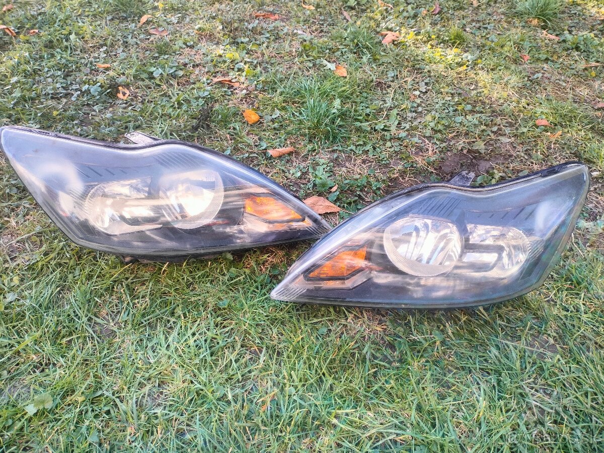 predám svetlá na Ford FOCUS rok výroby 2010