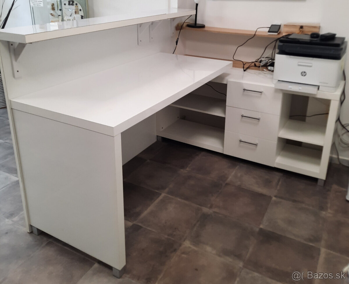Kancelársky stôl rohový – biely - lesk