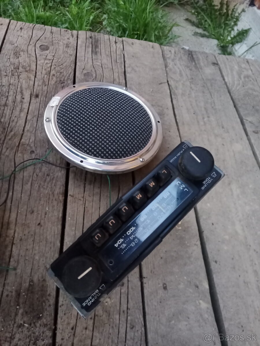 Autoradio + 1ks reproduktor