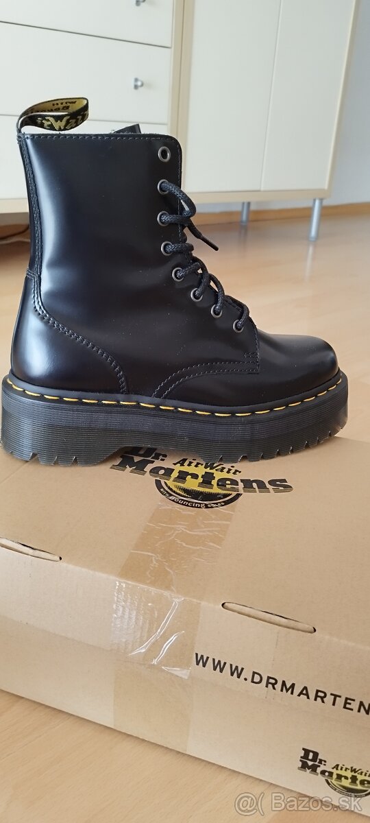 členkové čižmy Dr.Martens