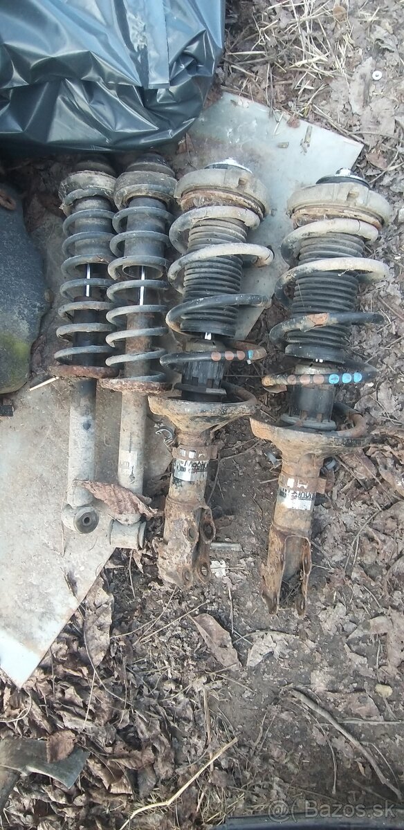 VW Polo 6N2 tlmice