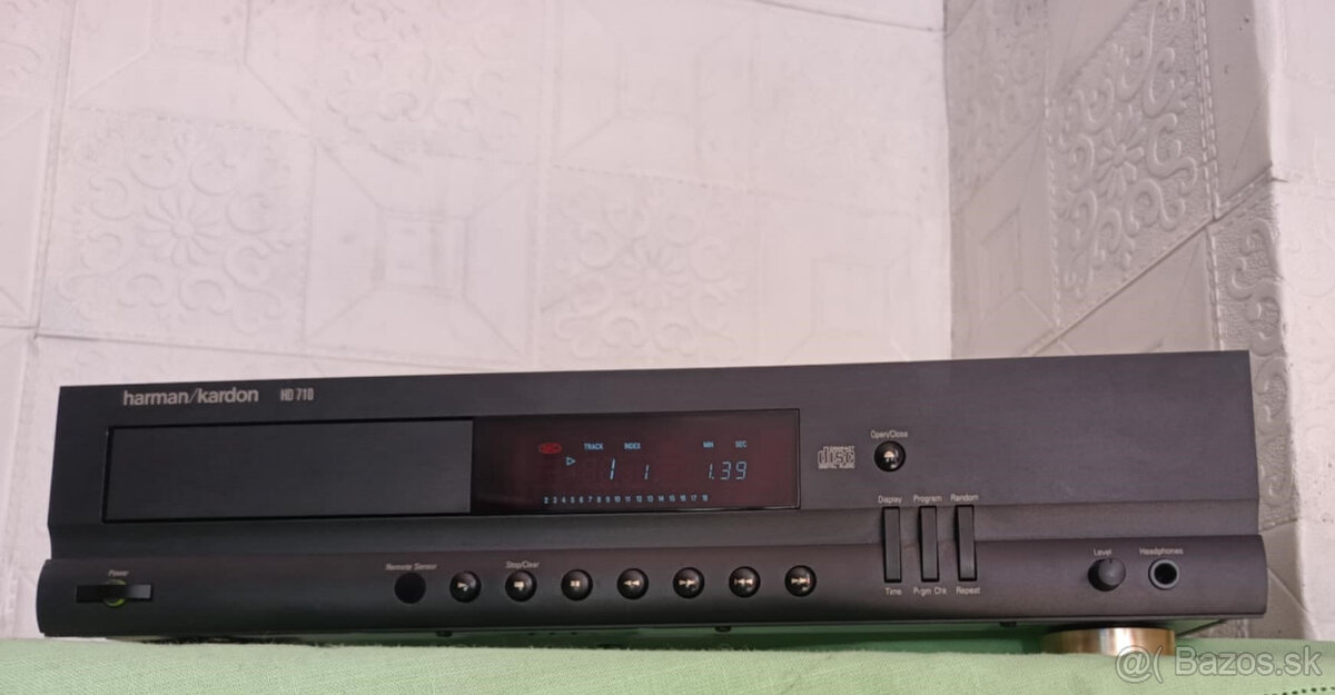 Prodám pěkný cd-HARMAN/KARDON HD710