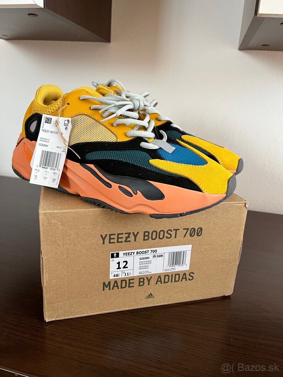 Yeezy 700