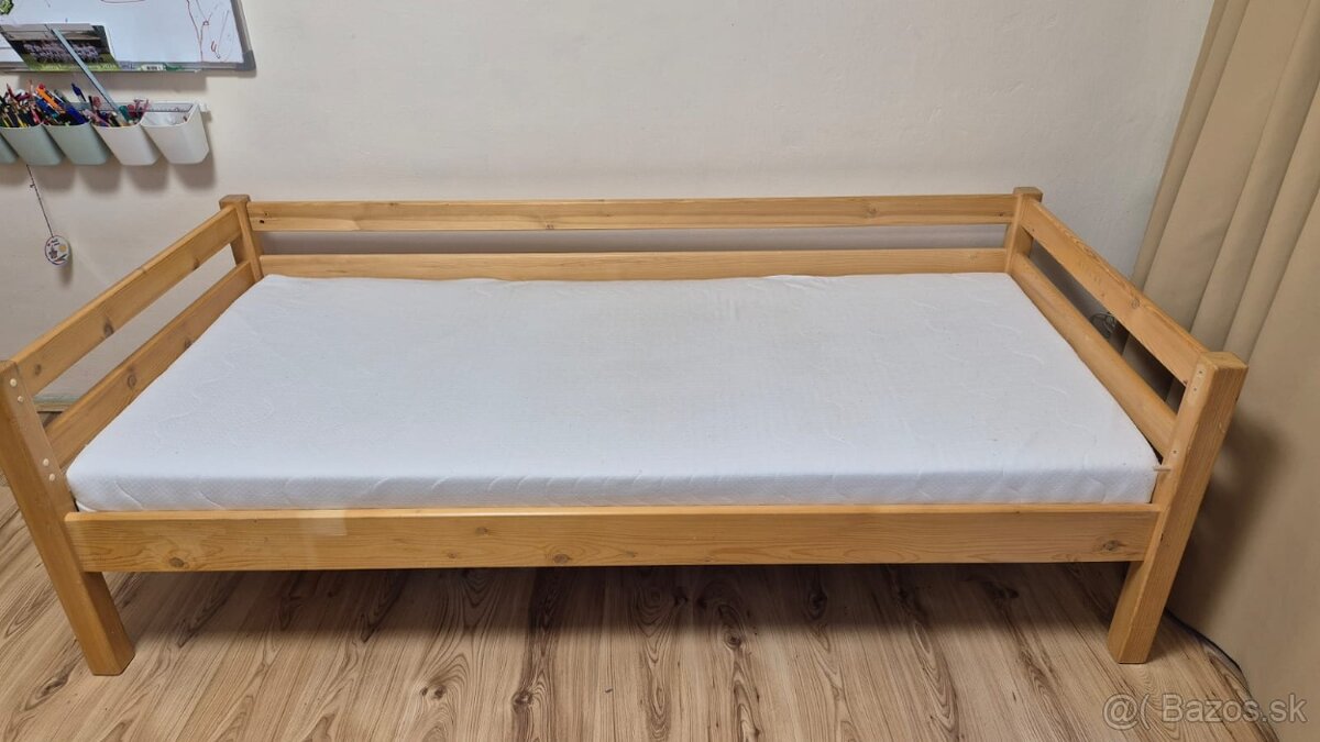 Postel Domestav masiv 200x90