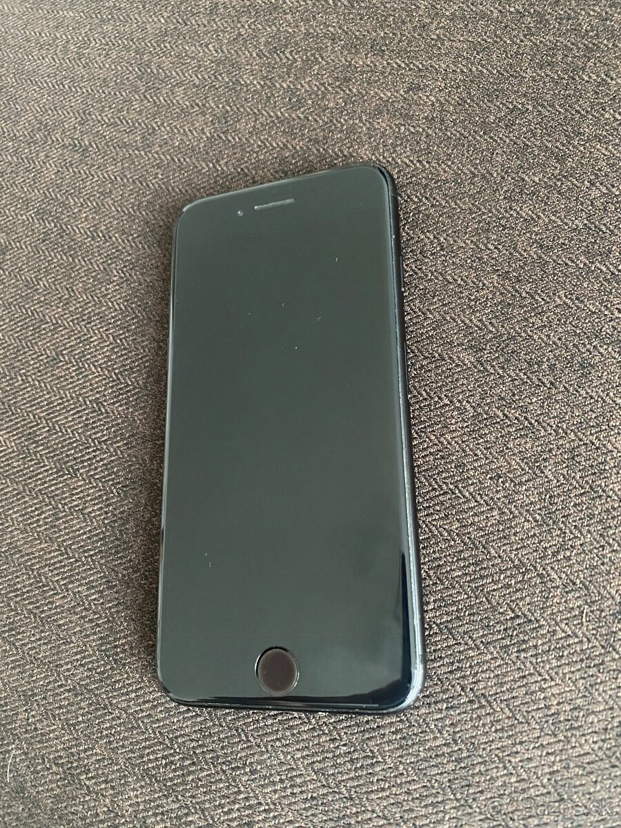 iPhone 7 matný čierny