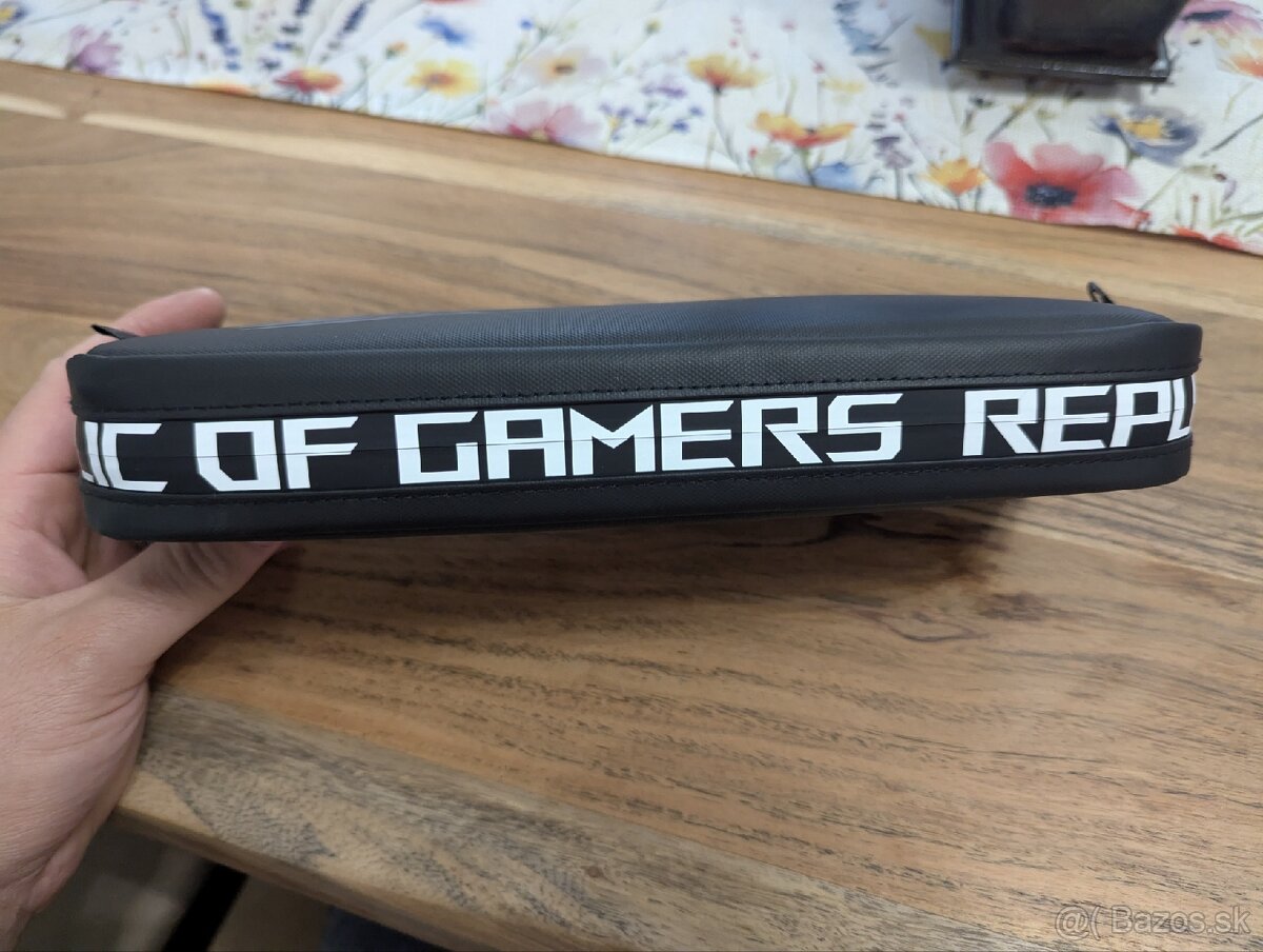 Predám originálne puzdro na ASUS ROG Ally