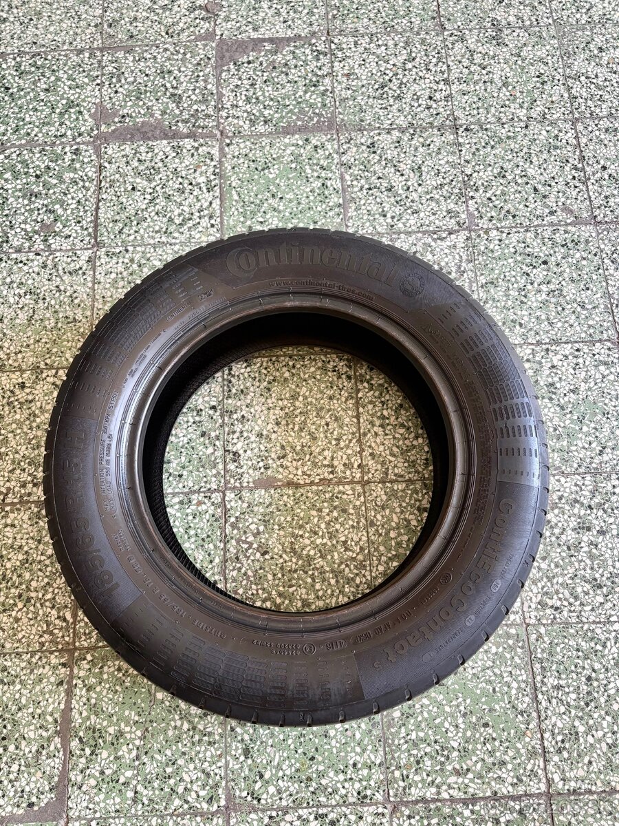 4x letne pneu Continental 185/65 R15
