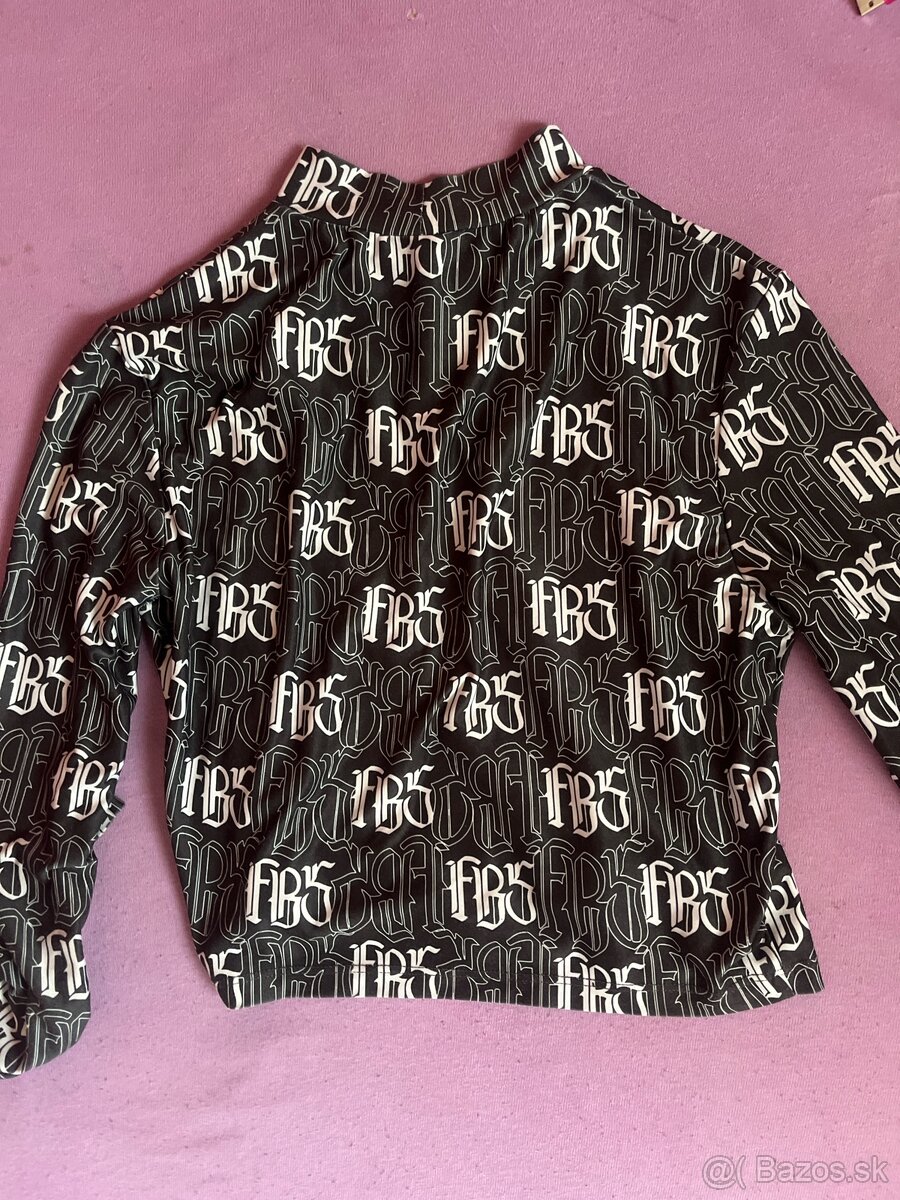Croptop s dlhym rukavom