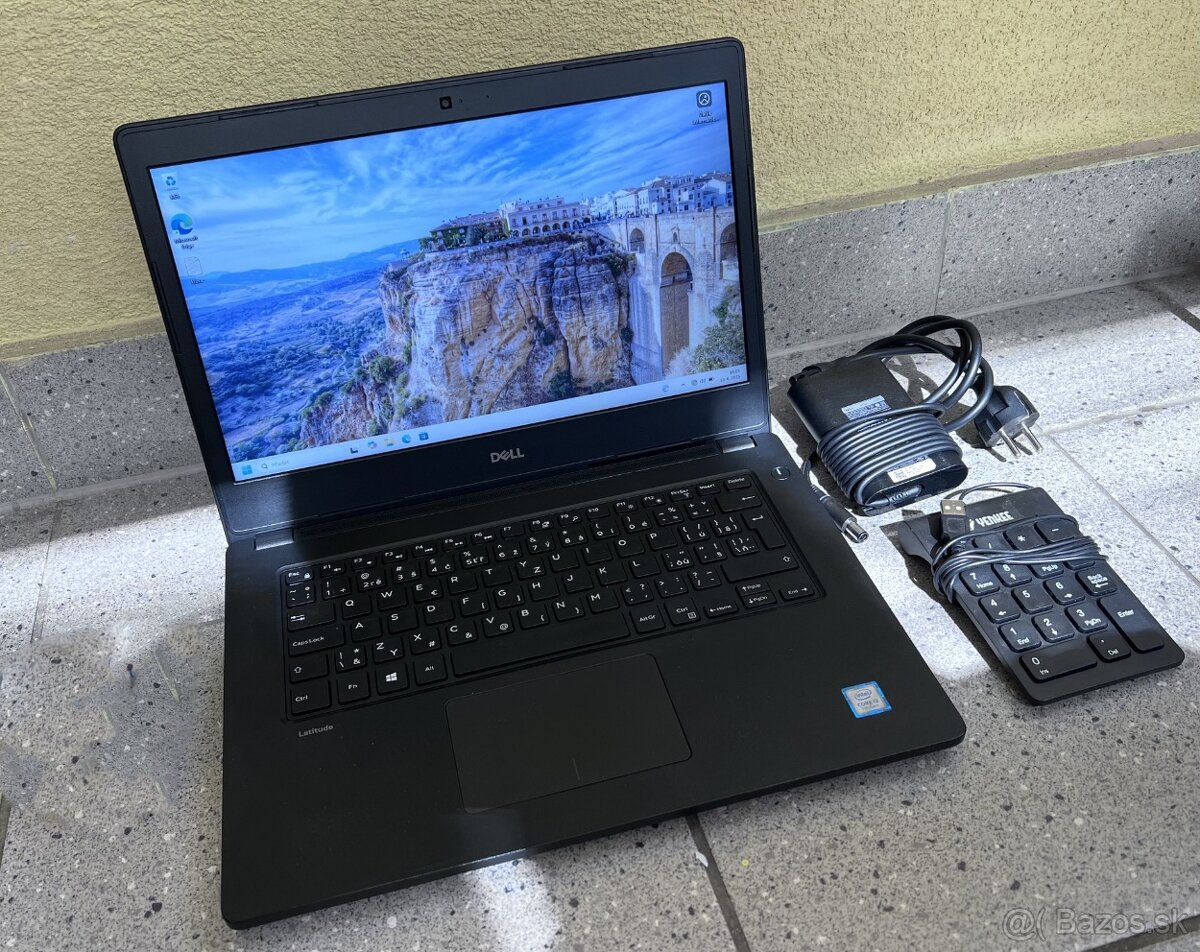 Dell Latitude 3480 / i3 7100U / 8GB DDR4 / 256GB SSD / 14"