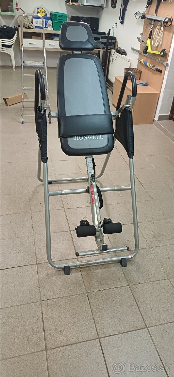 Autotrakčne lehatko