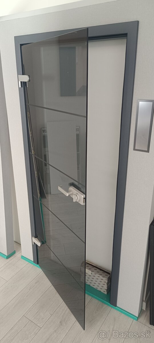 Predám lacno interiérové celosklenené dvere