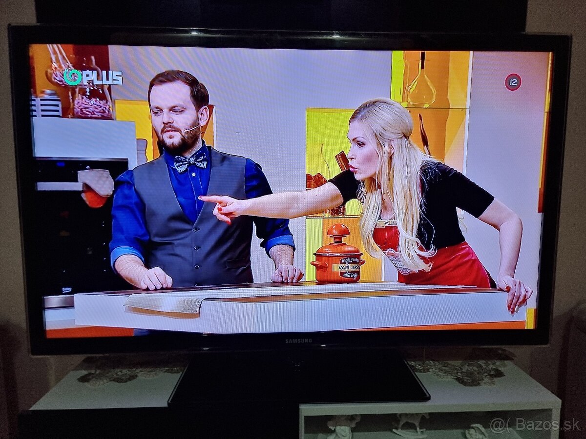Predám Smart LED TV SAMSUNG UE37D5500RW FULL HD