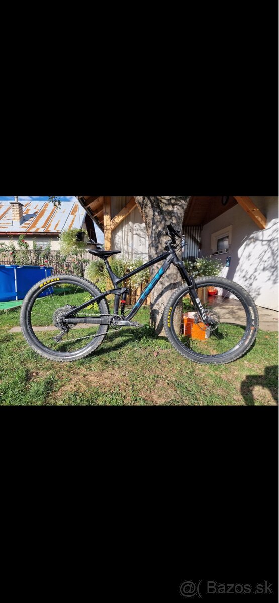 Trel Slash 8 2020