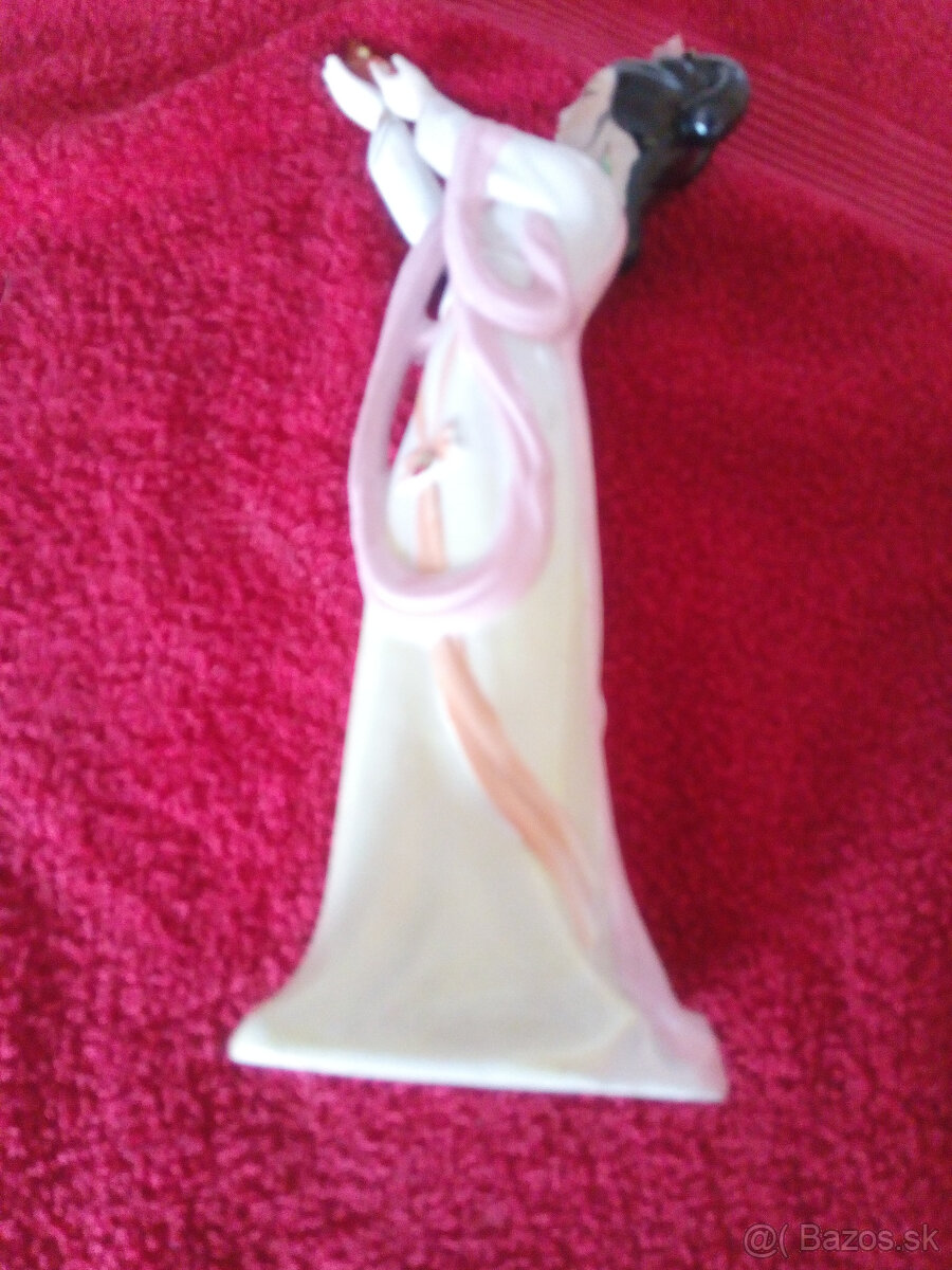 predam sosku cinanka s vtacikom , vyska je 30cm