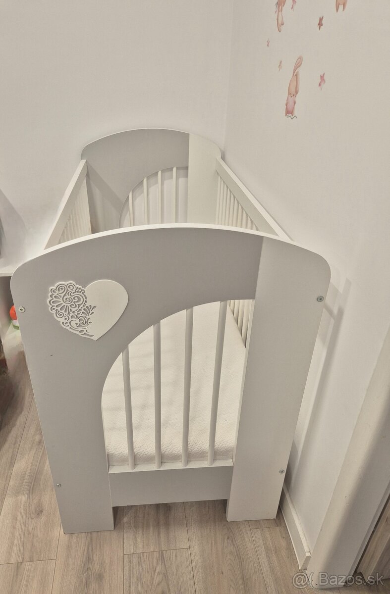 Predám detskú postielku s madracom