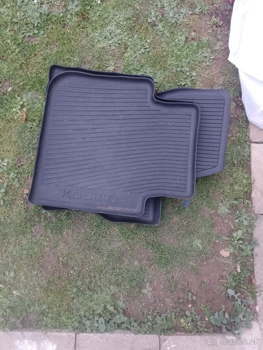 Predám gumené rohože kodiaq Superb 3 mercedes E