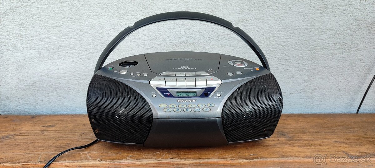 Radiomagnetofon Sony