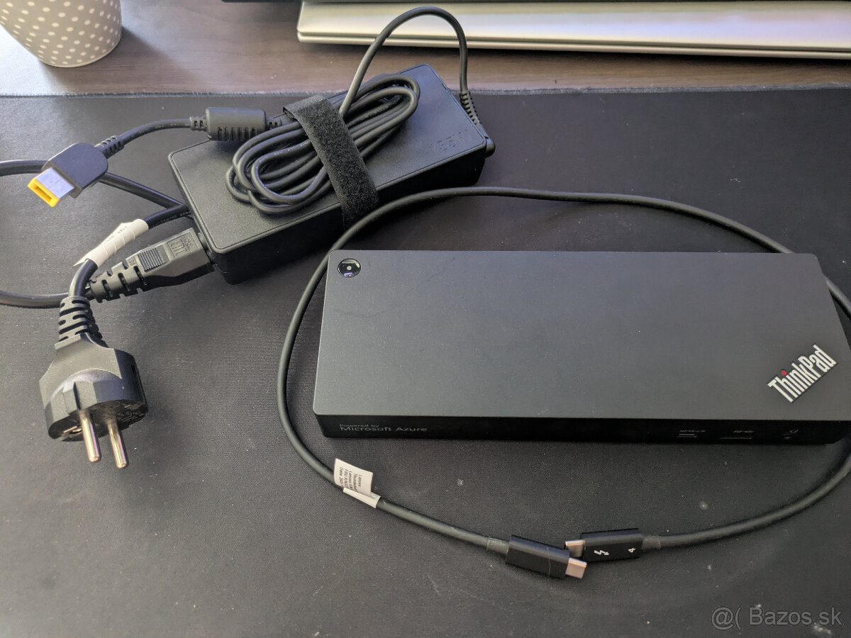 Lenovo ThinkPad Universal Thunderbolt 4 Smart Dock