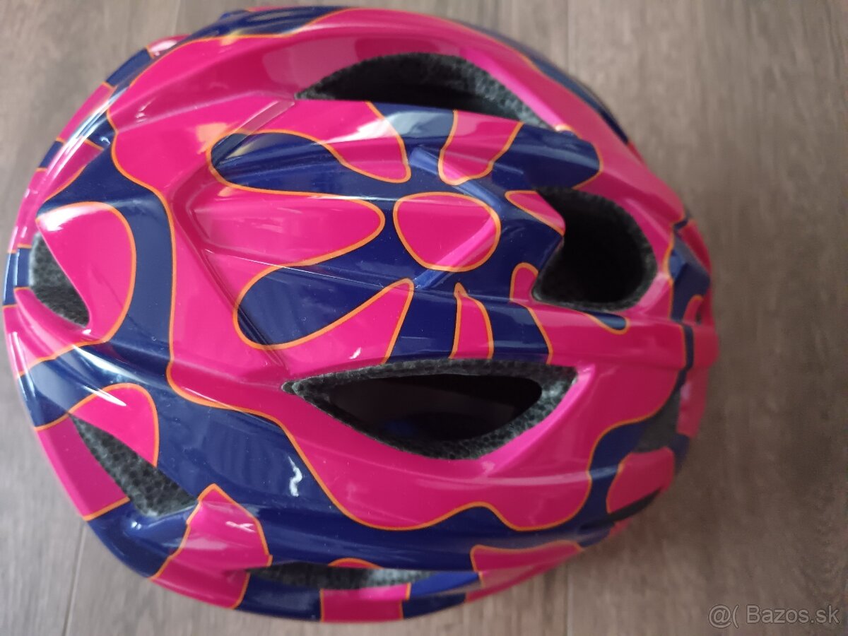 Predam detsku prilbu na bicykel 52-56 / chranice