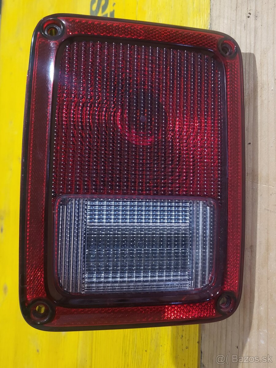 °IIIIIII° JEEP WRANGLER JK - zadné svetlá