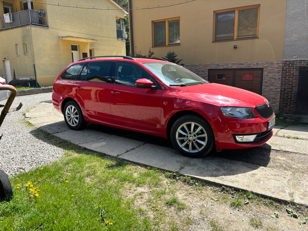 Škoda Octavia Combi 1.6 TDI 110k Ambition