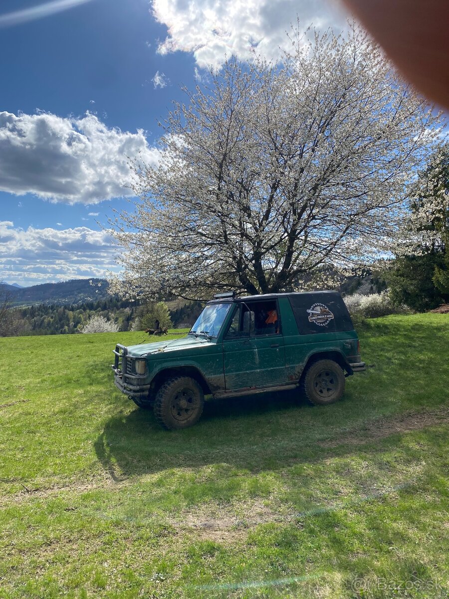 Mitsubushi pajero