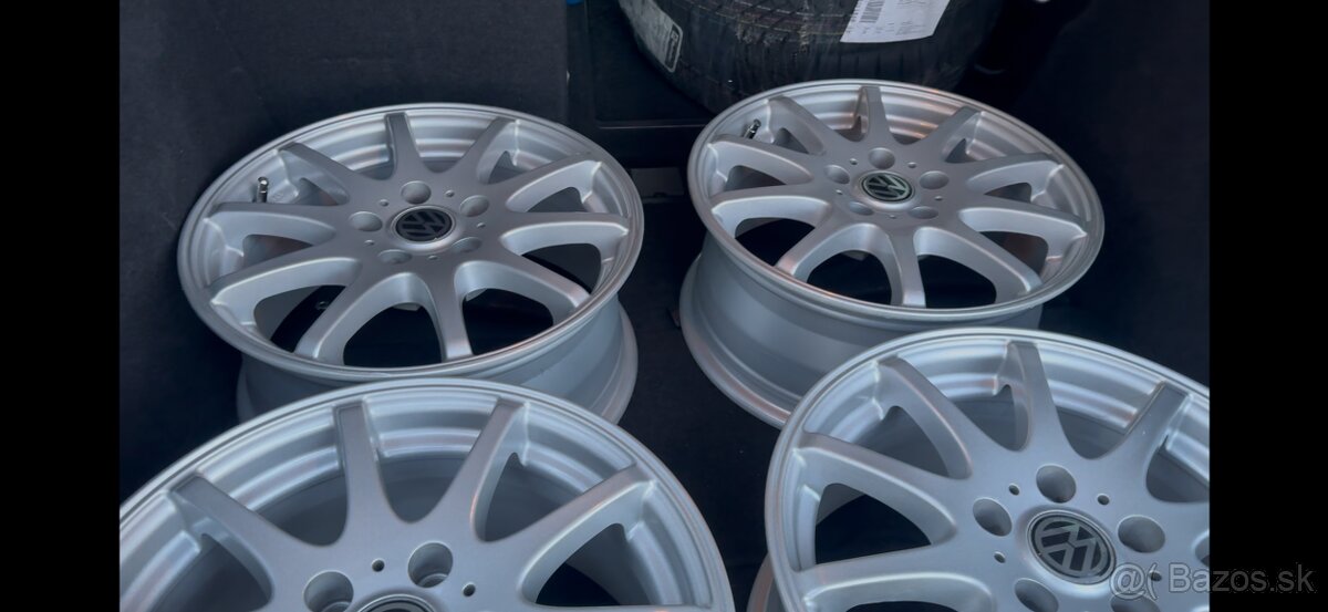 205/55 r16 Volkswagen škoda 5x112 Pirelli p7