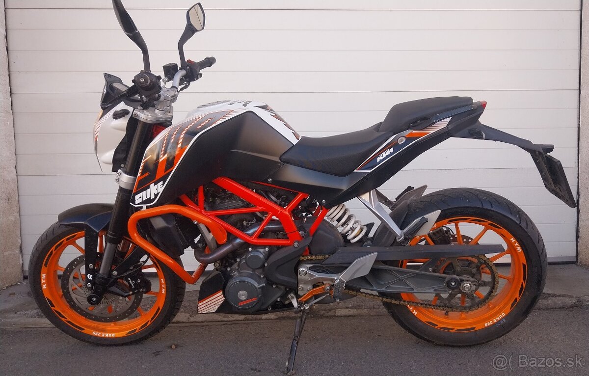 KTM 390 Duke