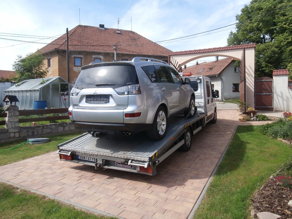 Mitsubishi Outlander 2007-2012