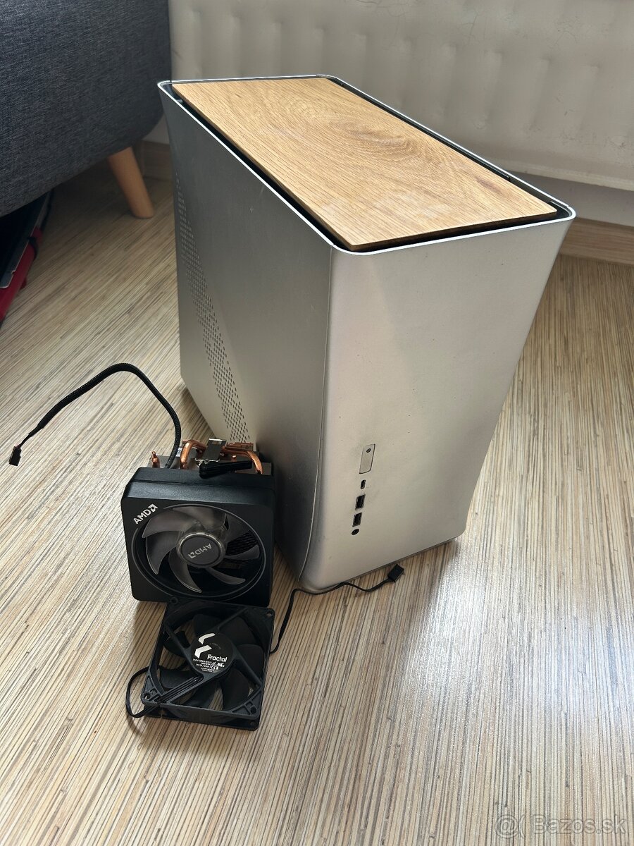 Fractal Era ITX + Fractal Ion SFX 650G + prislušenstvo