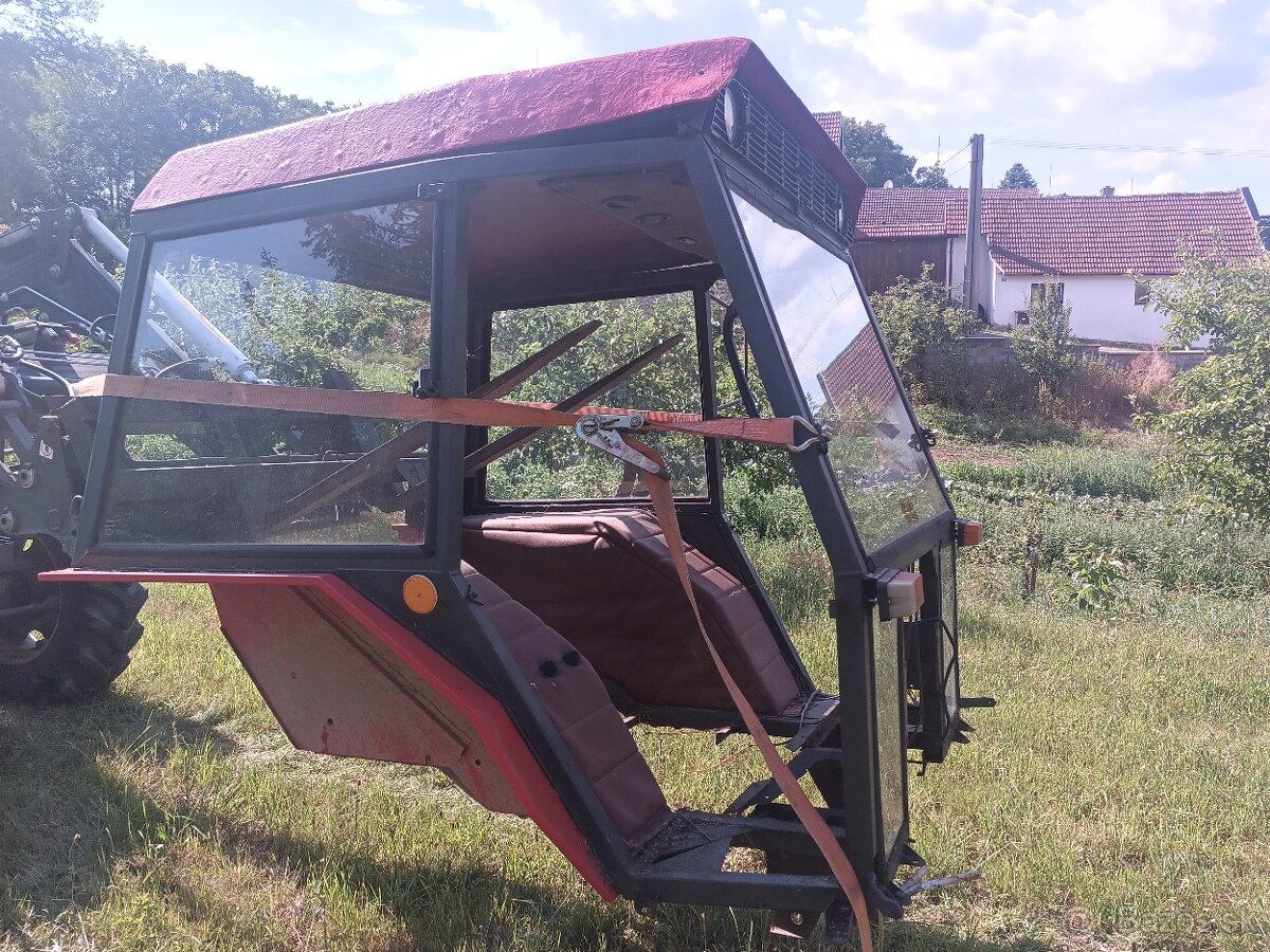 Kabina zetor