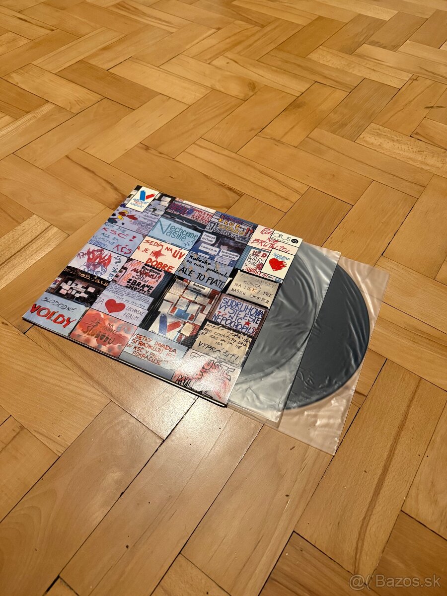 Nežná revolúcia vinyl