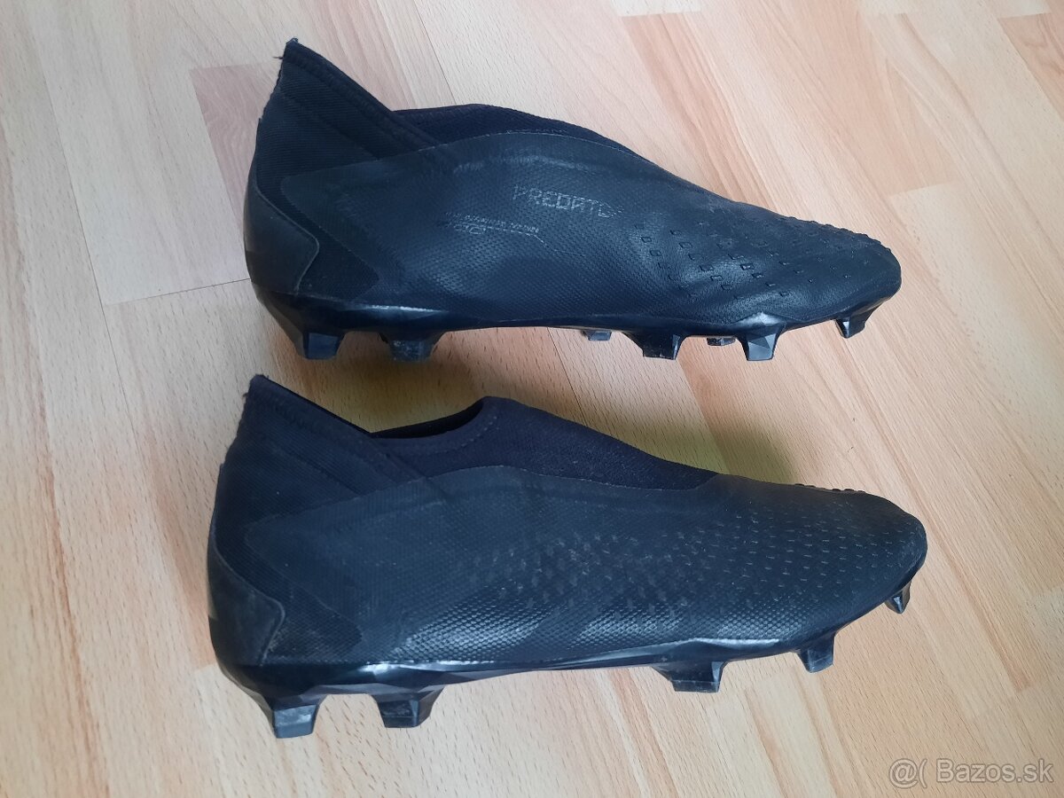Kopačky Adidas Predator 44