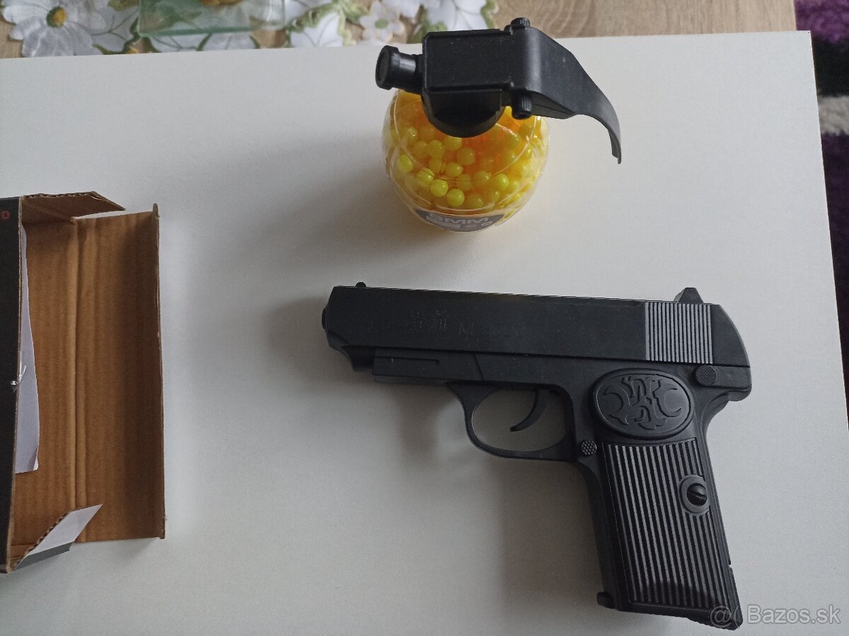 Pištoľ na guličky