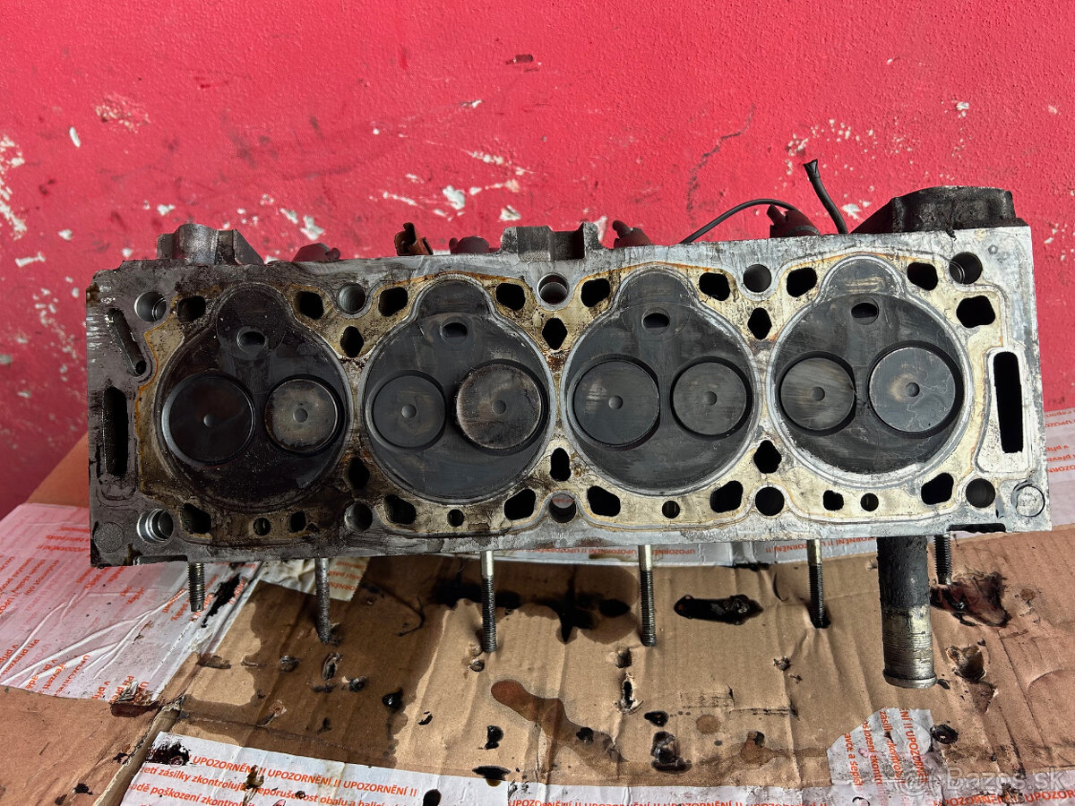 Hlava 1,9D 51KW WJZ/WJY Peugeot Citroen Kompletní