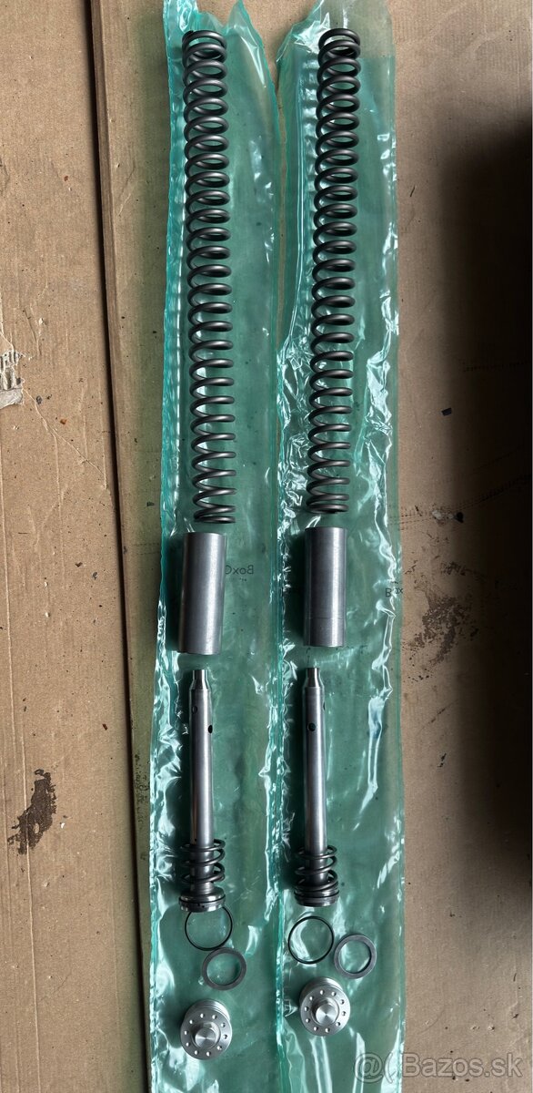 BMW r ninet kazety tlmičov