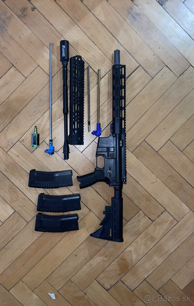 Rozpredaj prebytkov - M4 Telo, SK VZ2007 Maskáč