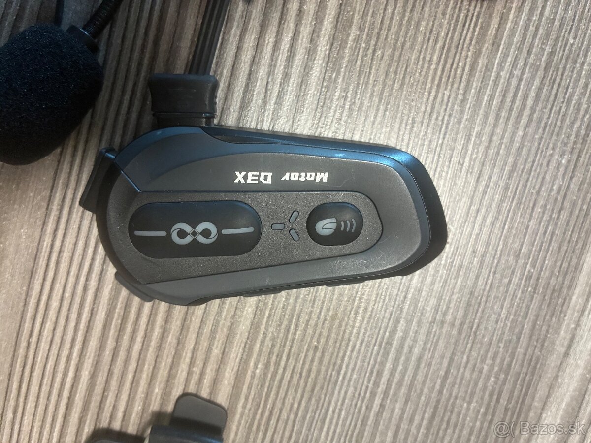 Komunikátor D3X