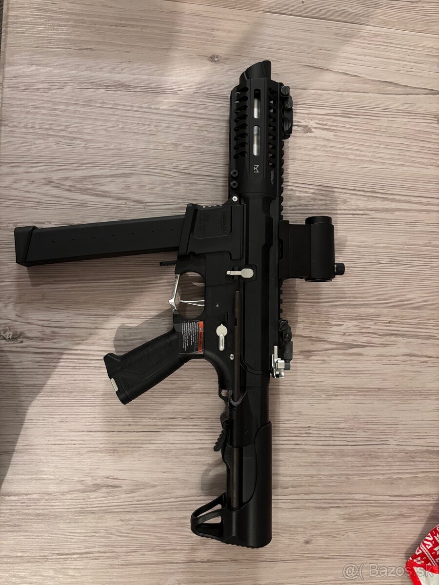 Airsoft G&G ARP 9 PDW