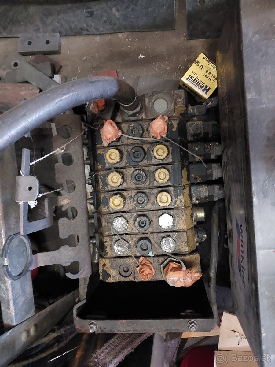 Hydraulický rozvadzač