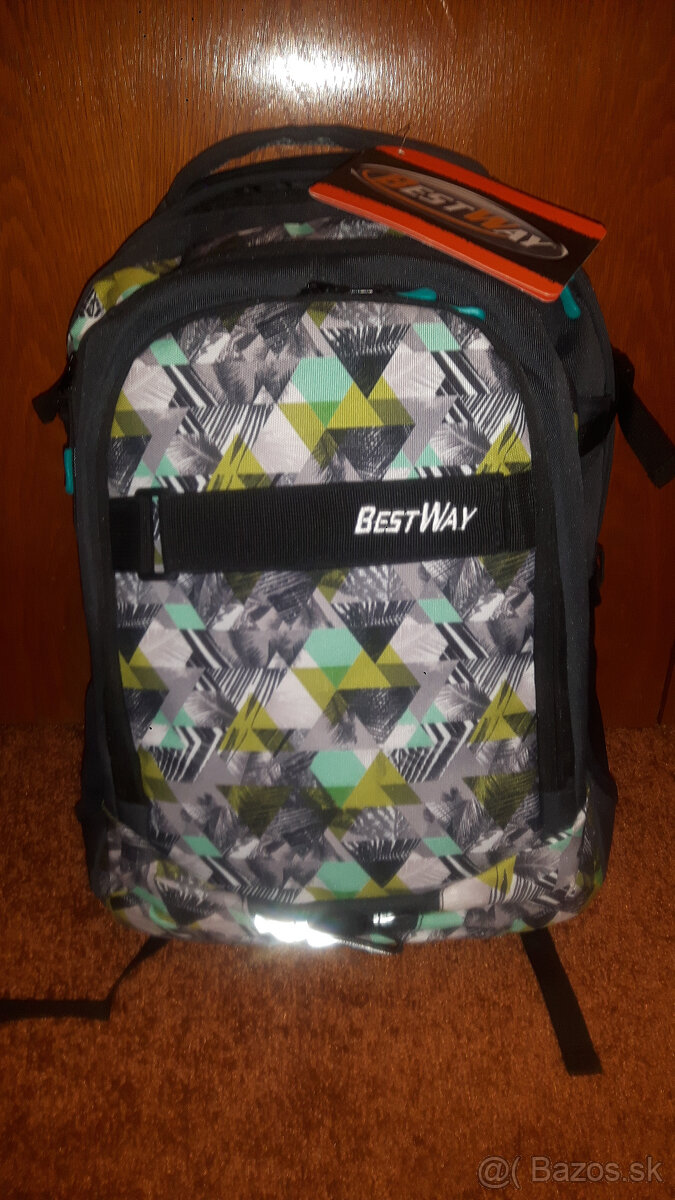 Nový městský plecniak Bestway Evolution air. aj ako školský