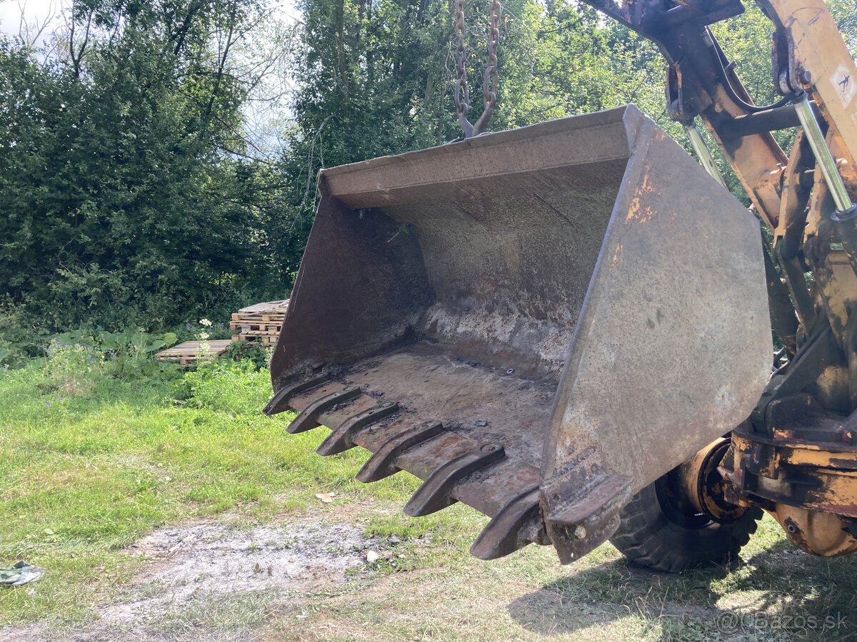 Lyžica, varecha, lopata na Un 053, Hon