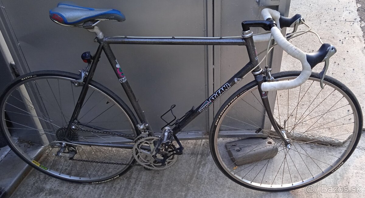 Cestný bicykel
