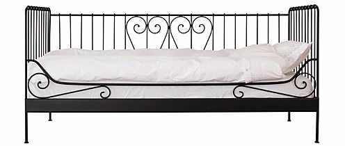 Ikea kovová posteľ